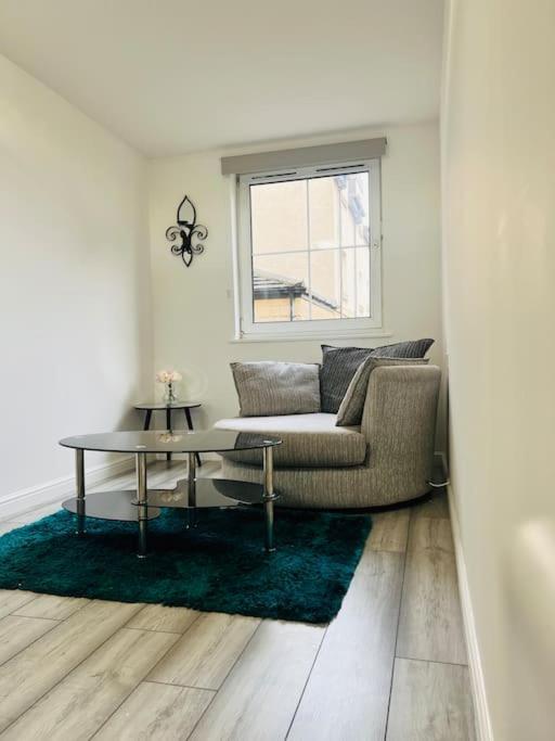 Superb 2 Bedroom Apartment With Free Parking Edinburgh Exteriér fotografie